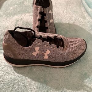 Under Armour Women's Gray Athletic Shoes